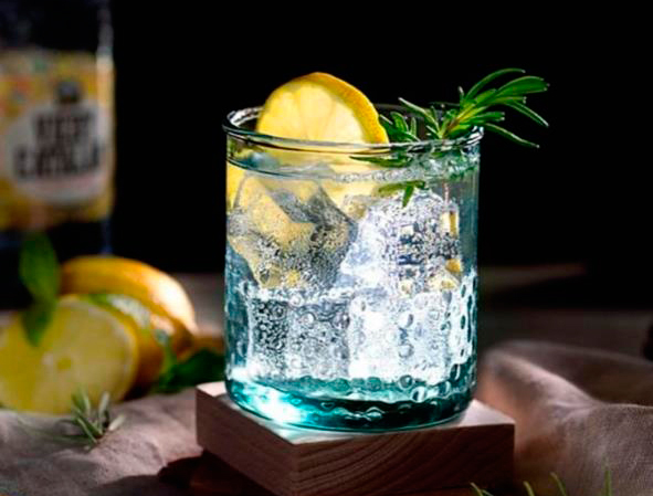 Diferencias entre la tónica, soda, gaseosa y agua carbonatada