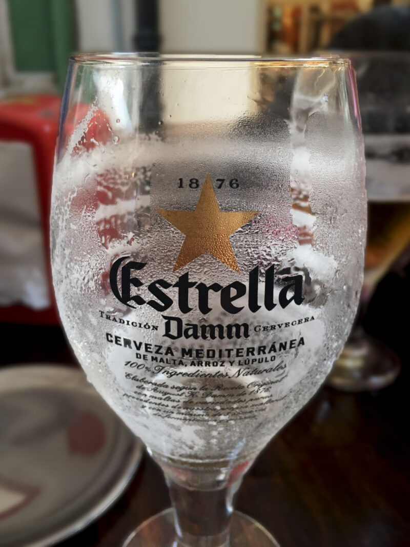 vaso vacío de cerveza | Damker